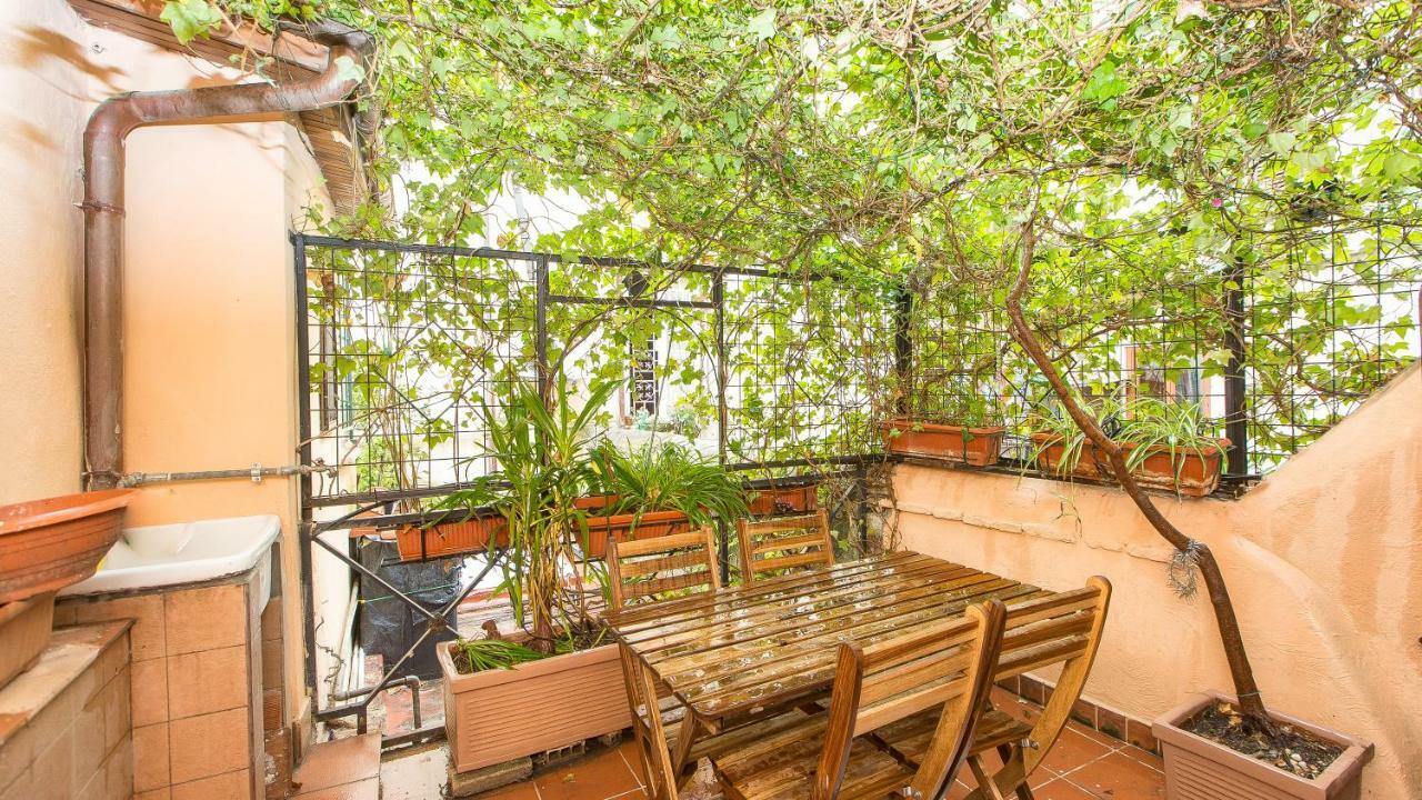 Rental In Rome Scala Deluxe Exterior photo